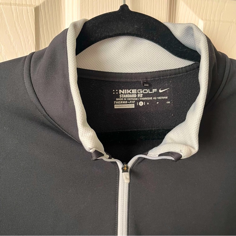 Nike Golf - Therma-Fit Black Long Sleeve Top with Gray 3/4 Zip Size Small - Picture 2 of 3